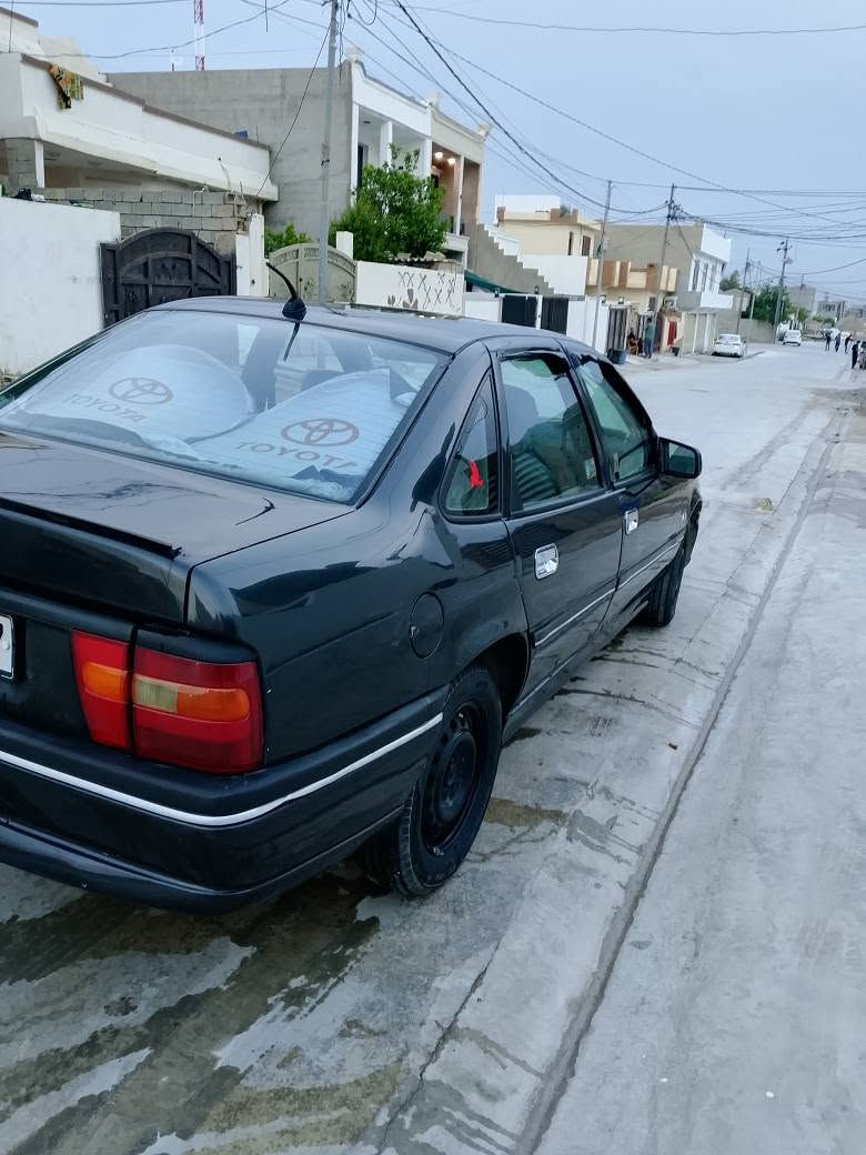 اوبل. فيكترا حم20 موديل 1993 سنةوي 2030  بي دفتر بنزين   مكينة گير. بشرط  صدر. تايرات. جديد 
احل من الصورة ===. اوبل فيكترا مةكينة20 موديل 1993 هةزةي تازةية. سةنةوي تا 2030 تازةية. سعر 42 
=***********===*********** كركوك, العراق
