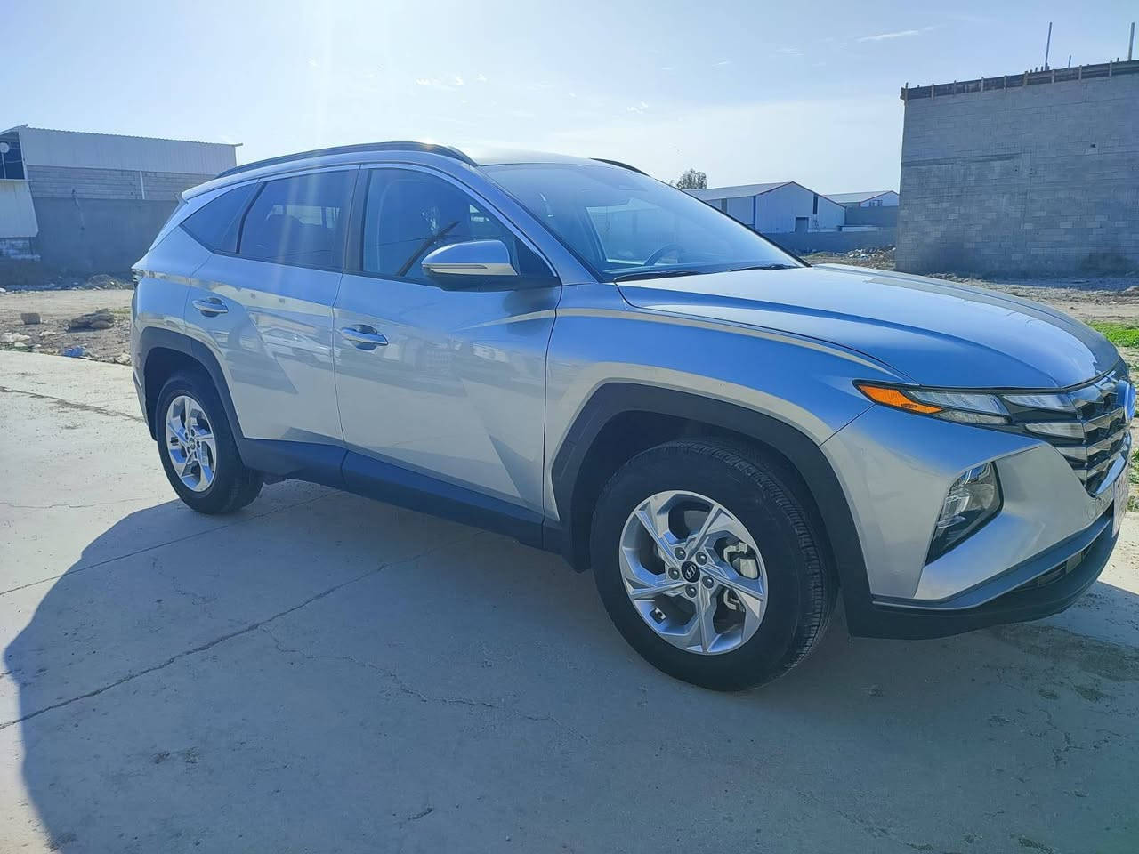 للبيع هونداي توسان موديل 2023 
فول مواصفات معدا فتحه ماشي 24الف
سعر 183 ورقه.  ***********
كلش نضيف كلين بدون قطره صبغ 
بدون تبديل بدون ايرباك ضرر فقط دعاميه.  موجود رقم شاصي مع صور 
بدون رقم كاتي يترقم محافظات شيمالي اربيل سليمانيه دهوك 
عنوان كركوك شراع معارض 
*********** كركوك, العراق
