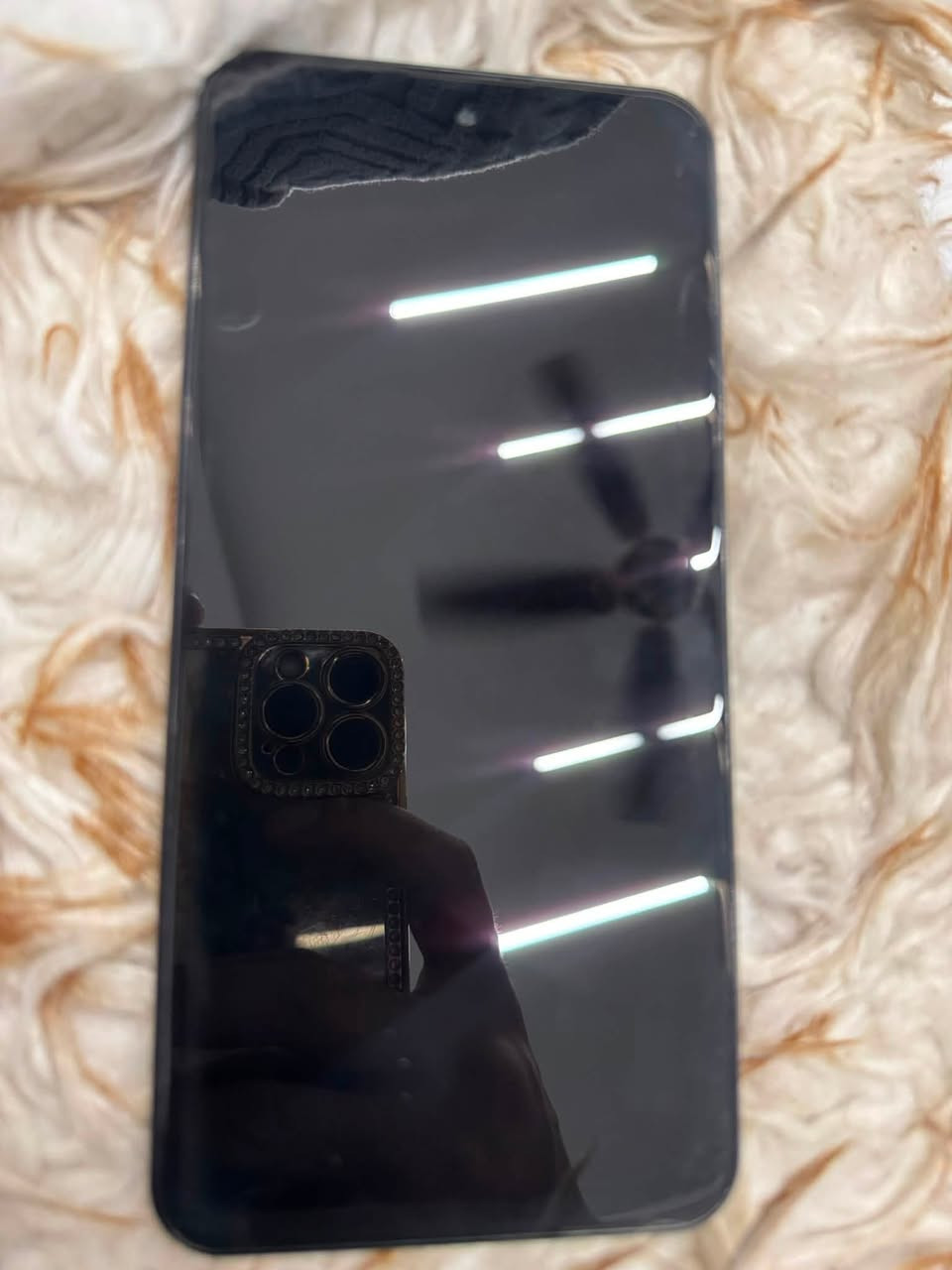 جهاز OUKITEL C68 للبيع كلش نضيف ذاكرته 512 لون اسود شبيه الالترا بصمه جانب نضافه 100-‎%‎ بي فقط فطر كلش ناعم ما مأثر على اللمس ولا مبين كلش ناعم وبسيط عارضه 180 وبي مجال مكاني نجف للتواصل واتساب
***********
