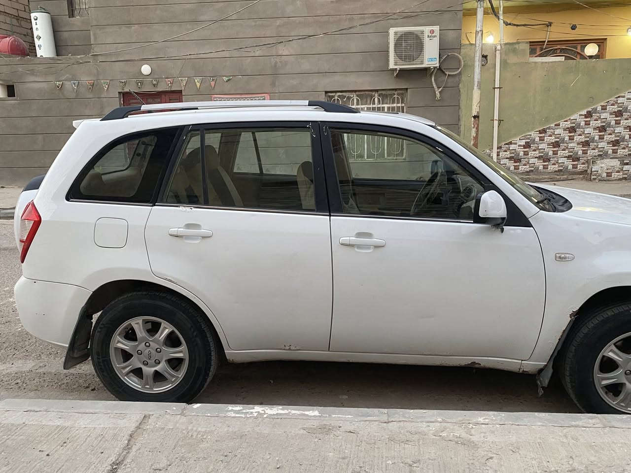 اسلام عليكم  
تيكو 13 كفاله عامة كير مكينة حدادية تبريد  بيهة فقط (رصعات بسبب الحالوب ) السعر 54 وبيهة مجال 
***********
