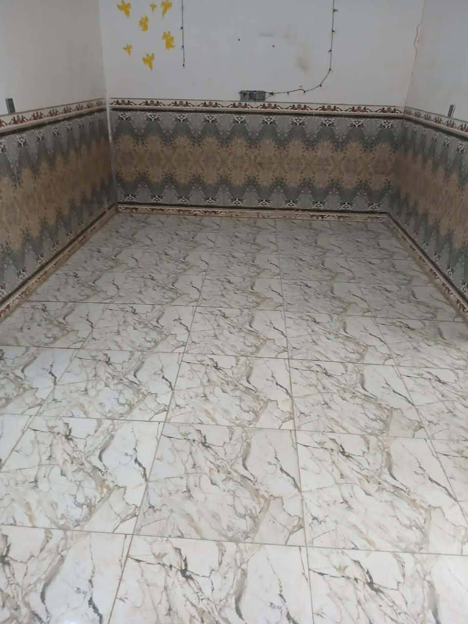 بيت لليجار بشارع معمل الغاز طريق النجف غرفه وصاله ومطبخ وبراني لبيت جاهز اجارة ب200 ***********
