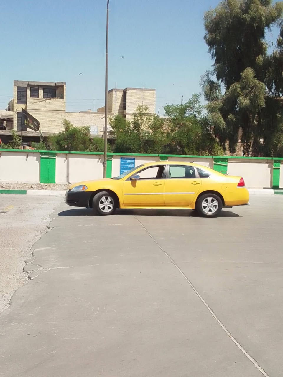 امباله 2012/3600 مصفره هيئه وغرامات مكينه خير من الله حداديه جديده تخم تاير كشر ودواخل انضافسياره نقصها بس كير  وتبريد*********** لشراي يتصل عل رقم اني مكلف بل نشر سعر سيارة 65وبي مجال حك جيك مكانها واسط كوت سيارة تبجيلهه علة خيال

