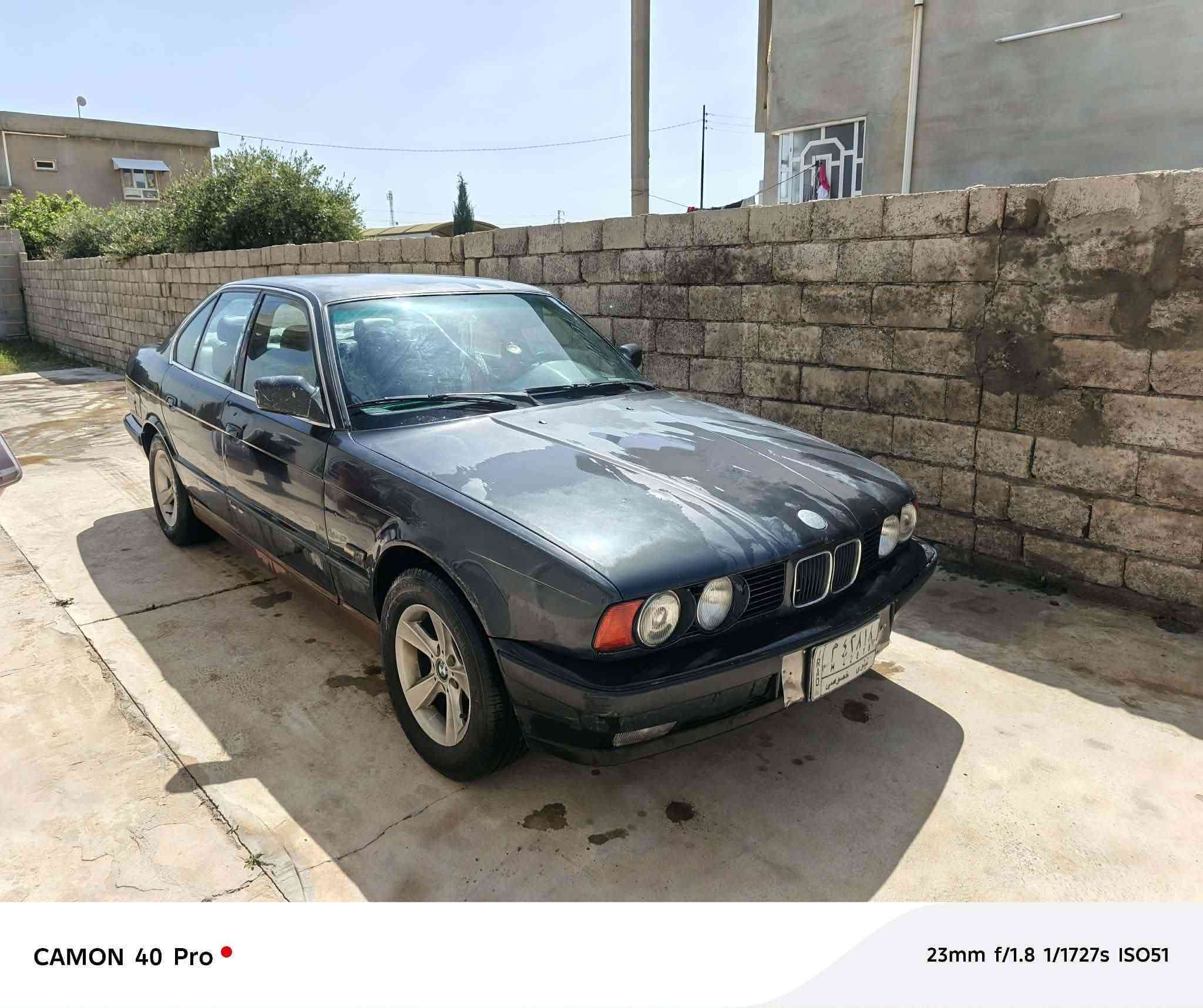 بي ام 525  كلشي شرط  نضيفه تبريد ثلج تدفئه كلشي فول اتصل علئ صاحبه ***********
