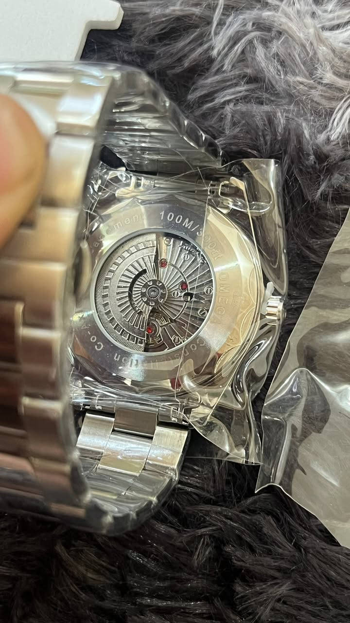 شلع 7قطع ب200$ الساعات جابوهن اليه من الصين من افضل نوعيات درجه اوله  شبه الماركه تحمل مواصفات الماركات


**إذا كنت صاحب هذا الإعلان وتريد حذفه لأي سبب، رجاءا أرسل رسالة إلى الدعم الفني**