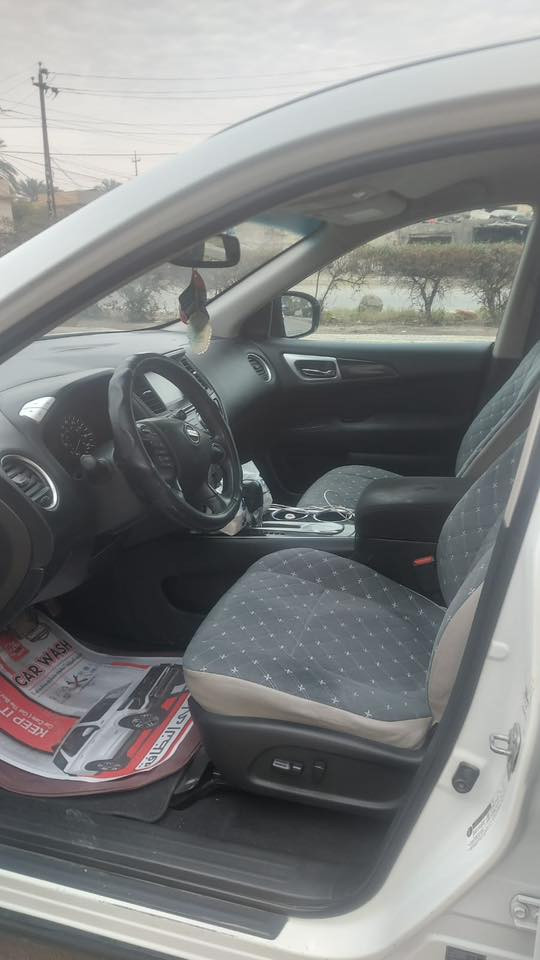 نيسان بافيندر موديل ٢٠١٦ وارد امريكي بدون ضرر وهنا بالعراق صاير شويه بارد بيهه بصمه سبعه راكب سته سلندر السياره مال بيت على ايد وحده صارلهه ٨ سنوات السعر ١٣٥ وبيهه مجال 
ديالى بعقوبه 
***********
