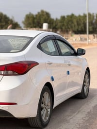 لنتراء ٢٠١٥ • مكينه ١٨٠٠ • ماشيه ١٥٠ الف