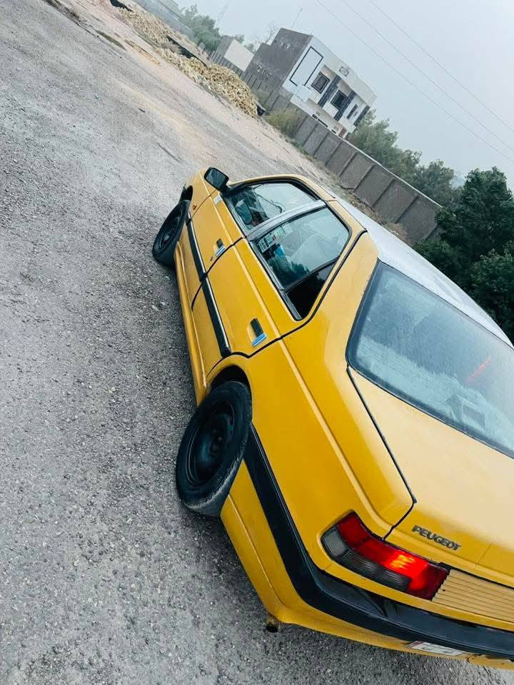 سلام عليكم سياره بيجو مديل 2010 سياره حلو كدام عينك محرك وكير خير من الله سياره ماعايزه راعيه موجود رقمه نجف ومكاني نجف سعره خاص مفتوح رقم ***********
