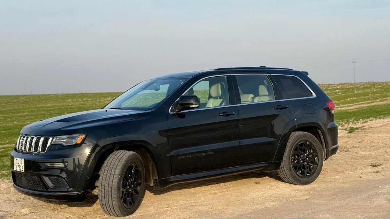 للبيع او للمراوس حسب الرغبه 
ع واس اب تفاصيل اكثر

جيب  سومت اعلى فئة فول 1/1
 
موديل 2016  مكينه 6 سلندر  3600
رقم بغداد باسمي ماشيه 72 

 حادث بنيد مع الجاملغ الامامي صور الحادث مرفقه 

مواصفات السيارة :-
 —————————
جكات / بانوراما / رادارات 360 / كامره خلفيه / سستم صوت هارمن كاردون / تبريد تدفئة كشنات / مقود كهرباء / كشنات جلد مع كهرباء / مري قلاب مع تعتيم الضوء / هيتر مري / شاشة كبيره / ماوس تحكم وضعيات القياده / حساس امامي خلفي / اوتو بريك / اوتو ستوب / ويل كروم / شفتات ستيرن / صندوق كهرباء / تحكم ستيرن كامل / مري جانبية قابلة للطي / ترحيب عند الاقتراب / لايت زينون لد / وبعد الكثير من المواصفات 

السعر : 210. وبيها مجال 

للاستفسار : ***********  واس اب اتصال
العنوان : الكرخ حي العدل بغداد, العراق
