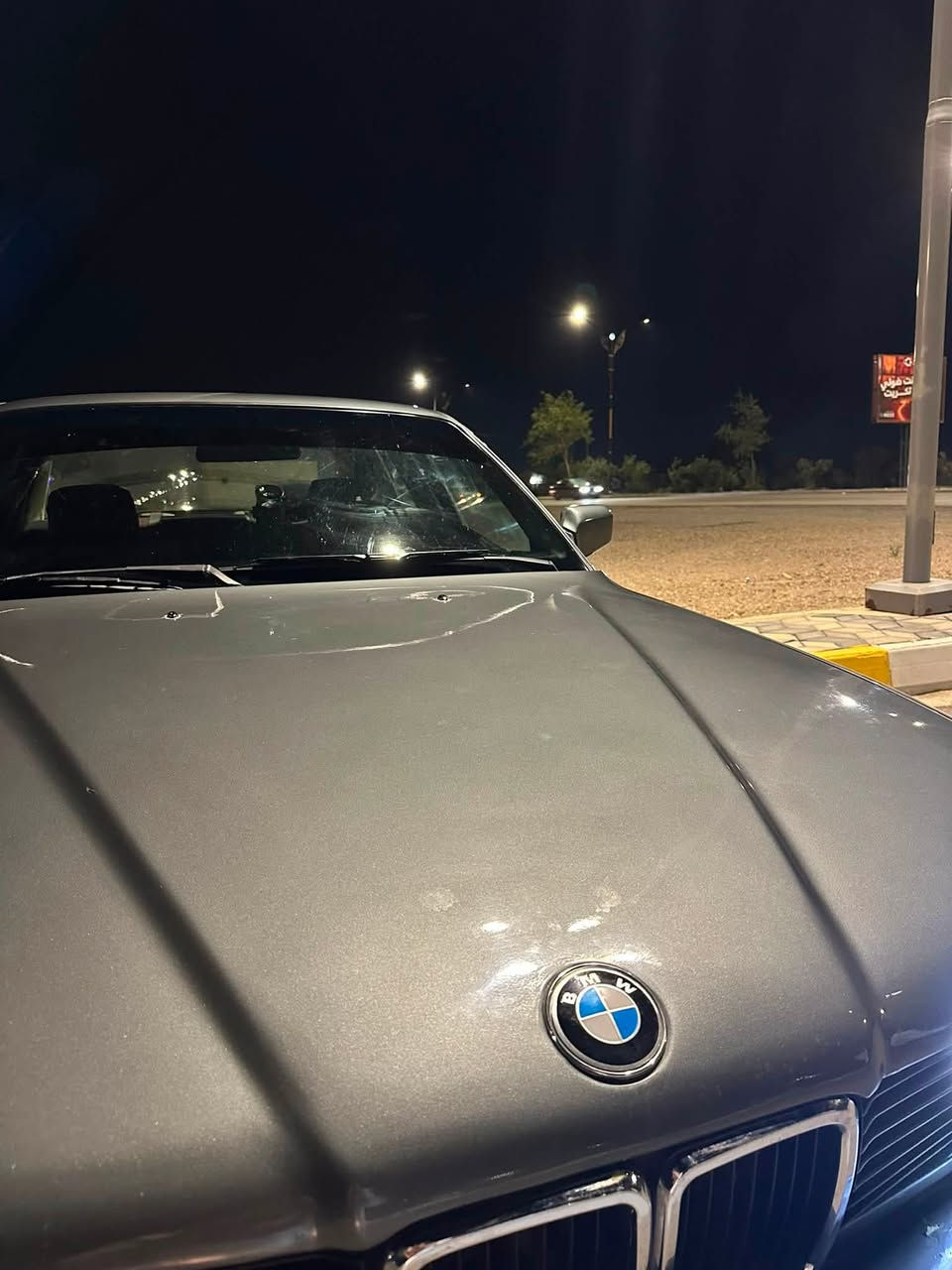 بسم الله الرحمن الرحيم والصلاة والسلام على نبينا محمد 
BMW 735 
رقم بغداد الماني شروط التحويل ما تأخذ السيارة إذا ما احولك 
السيارة معمرة ومتعوب عليها 
صدر كير محرك تبريد مكفولة كفالة من كلشي 
تخم تيارات جديدة
المحرك معمر على آآخر حبة 
الگير مشدود جديد 
الصدر مشدود كلة بوش اصلي 
التبريد ثلج ما ناقص ولا حبة كمبريسر بريڤا يعني انسى الصيف 
نضافة الغرفة 95
صاج دبل جكمجة 
تدفئة كشنات
مصبوغة عام جمالية صبغ درجى أولى 
بيها ضربة قديمة بالجنطة فقط 
بدون خياس السعر 48 قفل 
*********** 
مكان السيارة تكريت صلاح الدين
