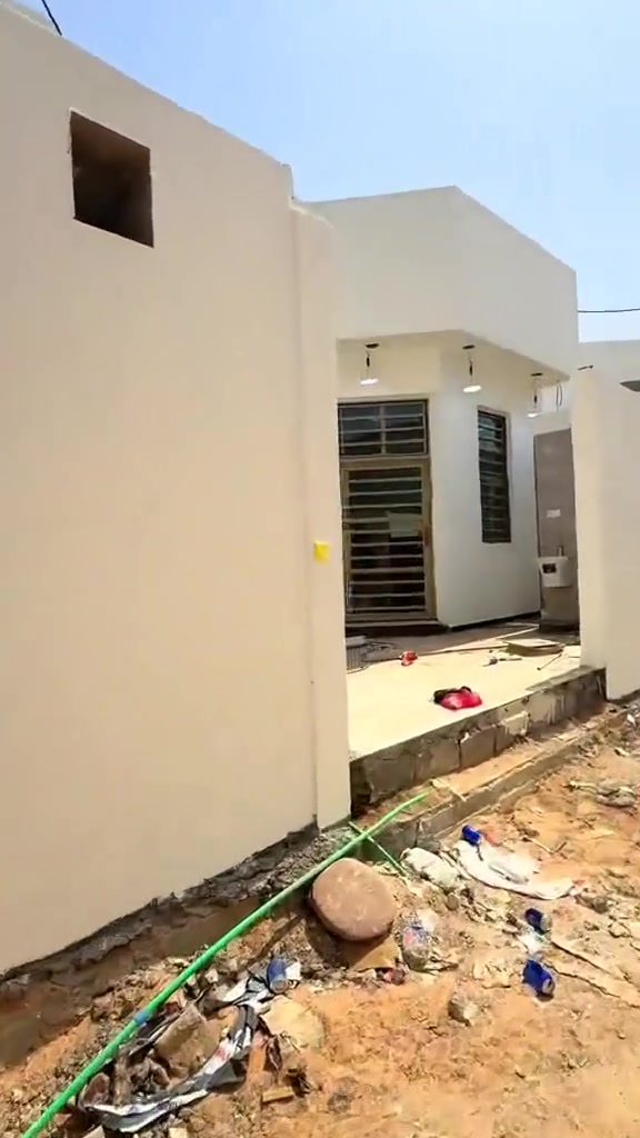 مستعدون لكافة أعمال الترميم، الصبغ، والتنظيف الشامل 🏠🔥
​نقدم لكم خدماتنا المتميزة لتحويل بيوتكم ومحلاتكم إلى قطع فنية بأعلى المواصفات:
​التفليش والترميم: تعديل الهياكل، معالجة الرطوبة، والترميم الإنشائي.
​الصبغ والديكور: صبغ جدران (داخلي وخارجي) بأحدث الألوان.
​الشبابيك والأبواب: صبغ وتأهيل الأبواب والشبابيك الحديدية والخشبية بدقة متناهية.
​التنظيف: جلي أرضيات وتنظيف البيت بالكامل بعد العمل لتسليمه بأبهى صورة.
​نضمن لكم نظافة العمل وسرعة الإنجاز بأسعار تنافسية.
​📍 للحجز أو الاستفسار يرجى الاتصال على: ***********
