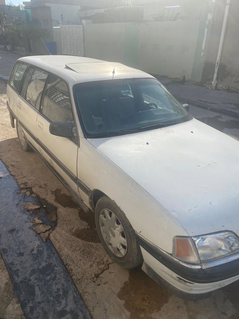 ياالله
للبيع بـ سعر مناسب جدا 16$وبيها مجال 

اوبل اوميكا 2000 حجم 20

موديل 1992 …. 

رقم صلاح الدين الاماني شرط التحويل والوكاله سنويه كارتونه مدفوع كمرك السياره لوك بدون ضرر جاملغات خلفي مامكسور ولا منفوخ شرط 

بدون صبغ السياره حيل حلوه وناعمه

كير محرك صدر تايرات دبلات ايرفلو كله شرط 

والسعر مناسب جدا 16$ وبيها مجال 

عنواني كركوك حي الواسطي 

***********
