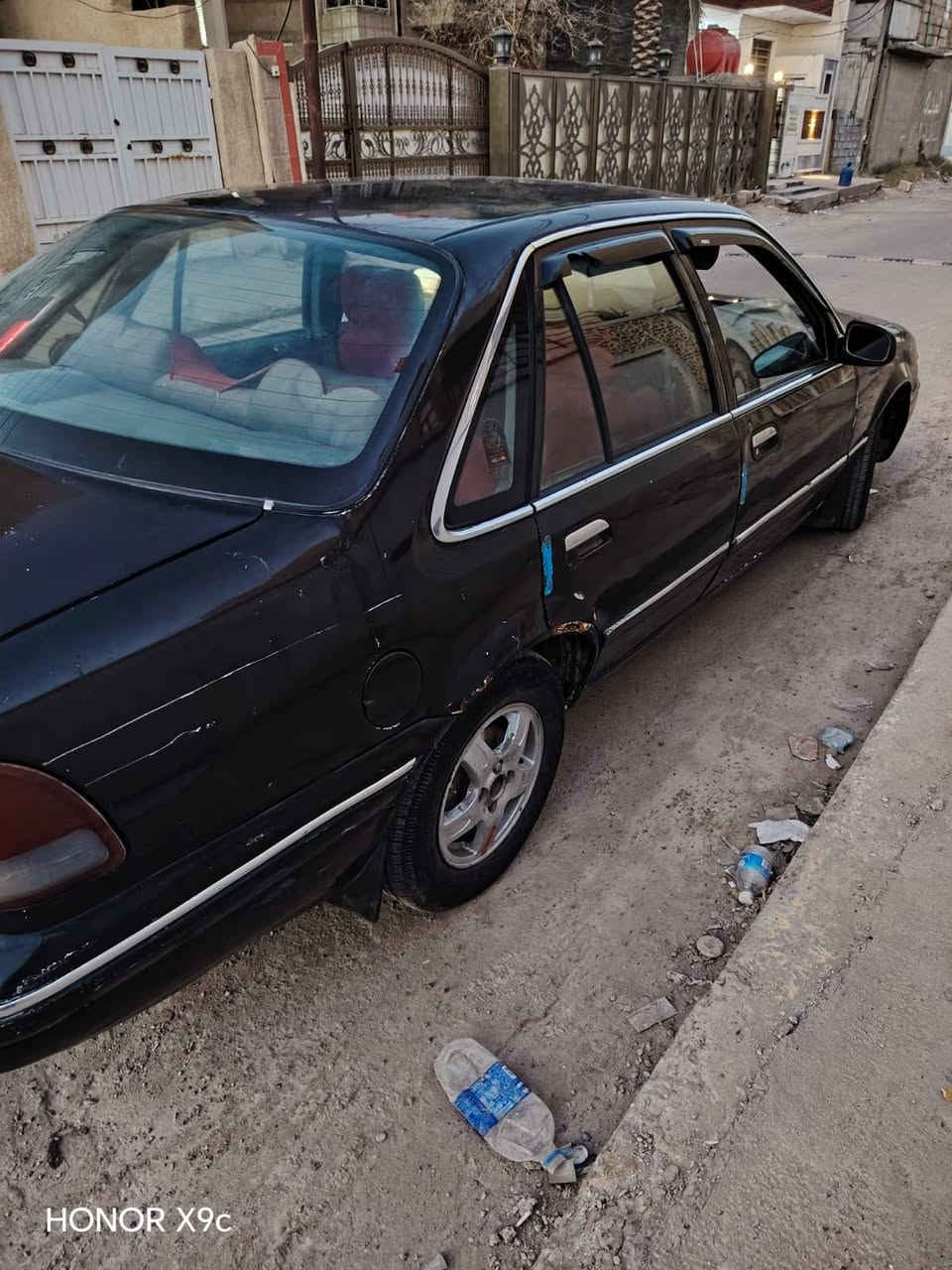 السلام عليكم برنس فراشه رقم بغداد موديل 96محرك مفتوح كير أوتو كير ومحرك كفاله عامه لاتنقيص ولا تبخير كهربائيات كلها تبريد مايشتغل السياره خير من الله بطاين جدد تايرات الاماميه جدد الوره /70٪ سكني بابل وحاليا بدوام بلمحموديه السعر 34وبيها مجال كلش قليل اخوان خاص ماعندي بس واتساب *********** إذا اكو مراوس حسب الاتفاق
