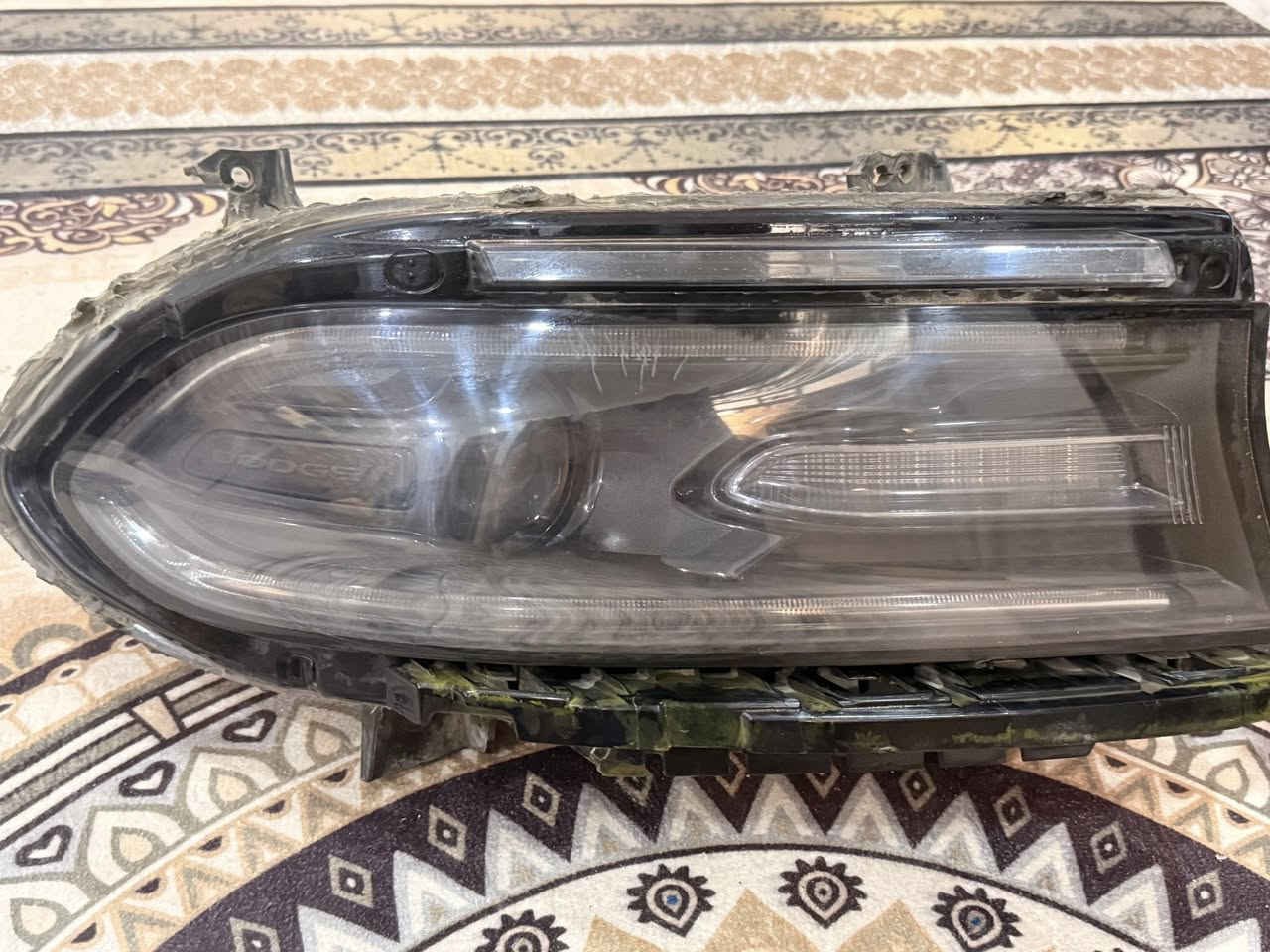 السلام عليكم لإيتات جارجر 18 أصليات بلاديات عدسه زنون بلاد جامهن جديد ما بيهن لازلغا او لا فطر مكاني ناصريه شطره الشراي ينتصل عل رقم ***********
