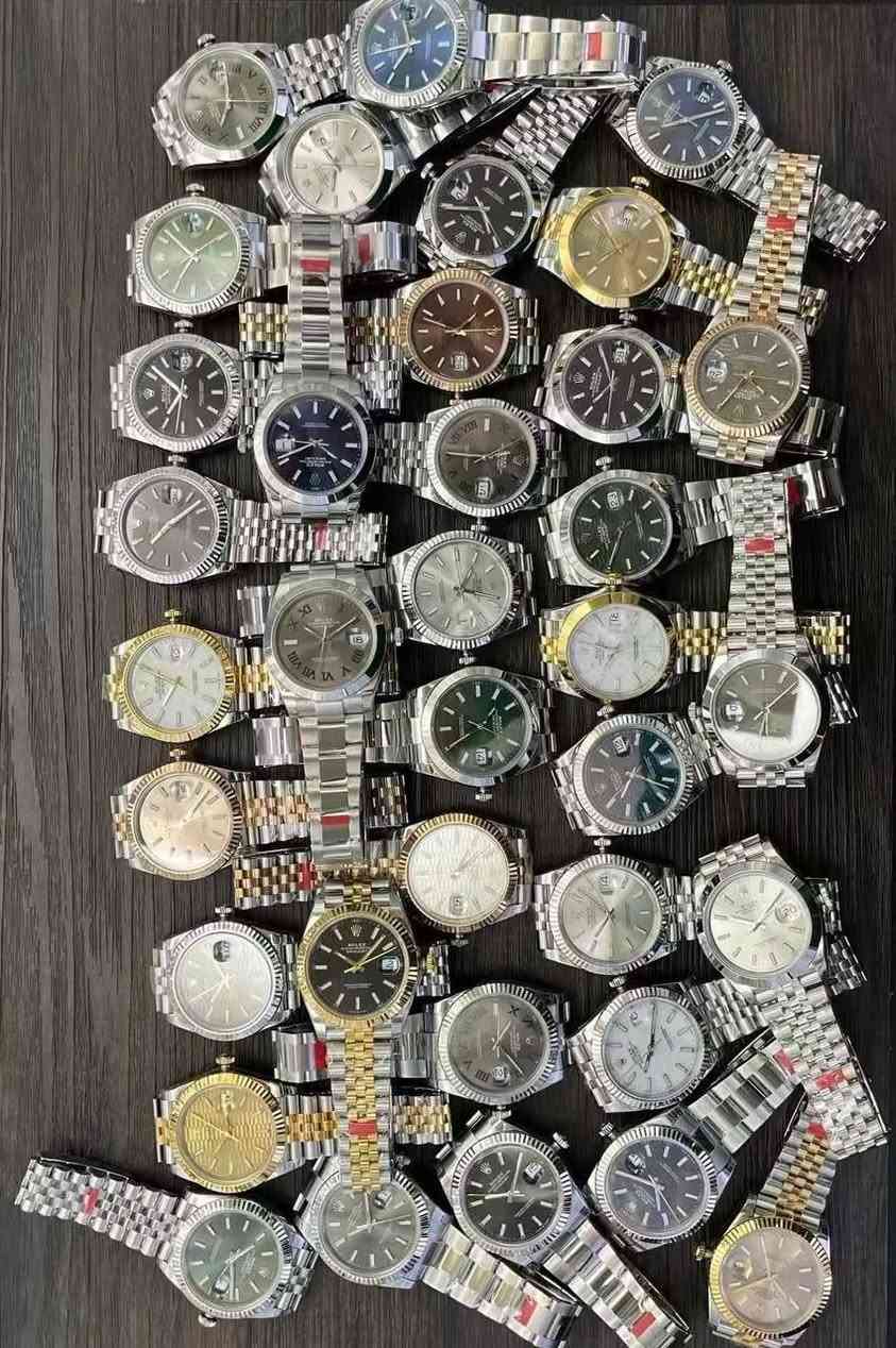 #إعلان

متجر ساعات الـيمان 
بضاعه صيني درجه أولى 
تفحص تشوف تجيك مثل بالصور واحلا 
سعر الساعه بـ 5الف والتوصيل ألفين دينار  داخل الدوانم وخارج الدوانم بـ5
رقم الحجز 
***********

رابط صفحتهم على تيك توك للبث المباشر
https://www.tiktok.com/@v2yvv?_r=1&_t=ZS-93gAWIckE8y

#آبۆ_آلُخـطُــآب
