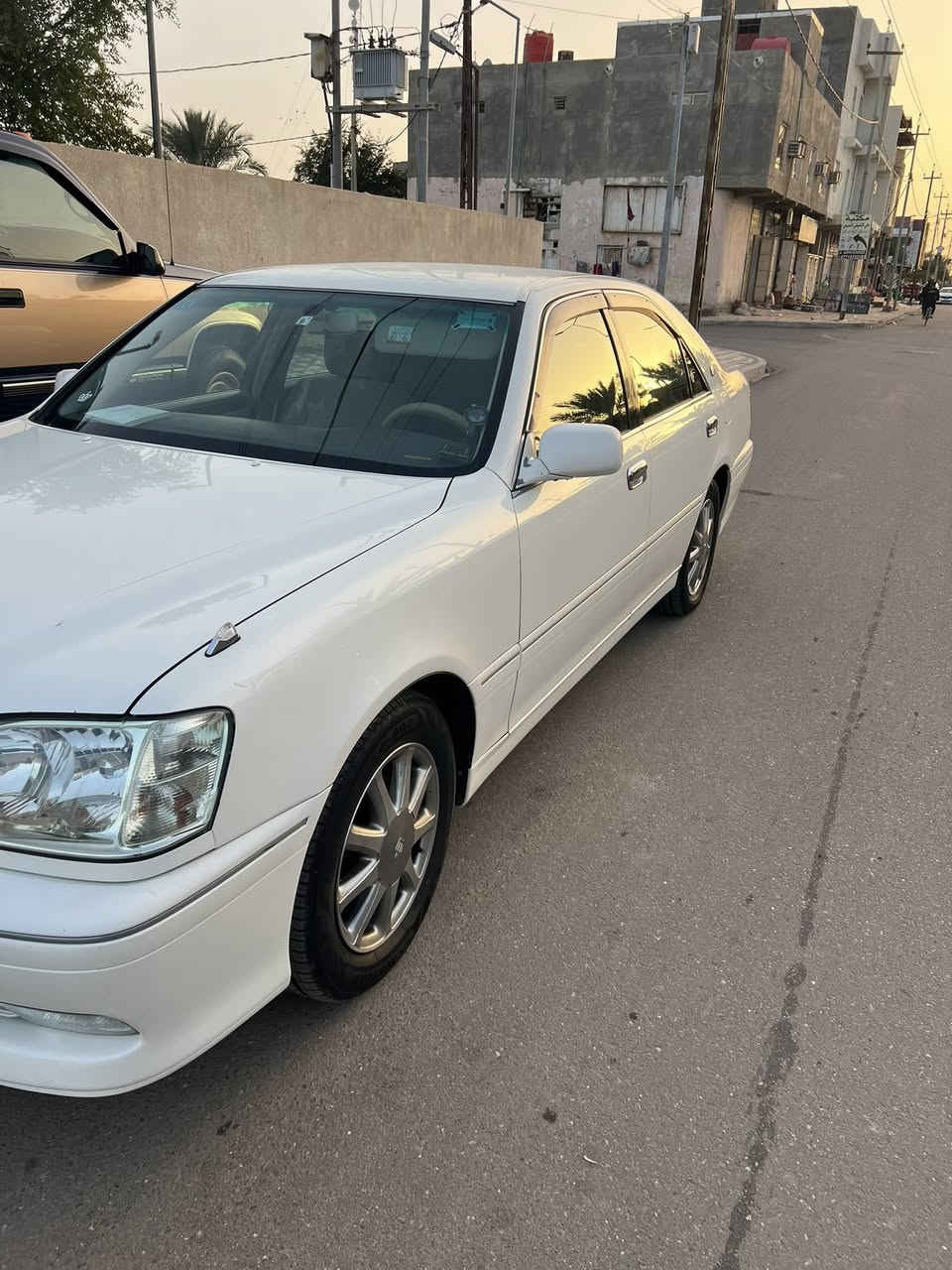 ملكه مديل 2003 
تحوير البصره 3 دكم مزاد 
السياره ماشيه 77 الف حقيقي 
كفاله عامه محرك دي فور الجبير
مكاني البصره الفاو
***********
