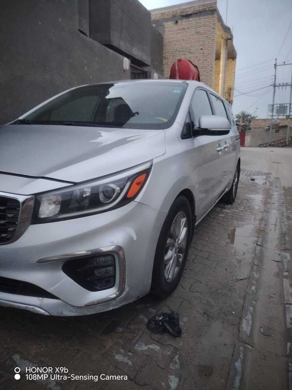 سلام عليكم سيدونا ١٩ خصوصي فول مواصفات عدى الفتحة  سعر ١٨٥ وبيه مجال بسمي مداور شرط رقم بغداد دولي مكينه ٣٣٠٠ شرط وي الكير ماشيه ١٦٨
تبريد ٣ قطع منفصل رادار حساسات خلفيه امامي 
شاشة كبيره بلوتوث دوشمه جلد ورضيه جلد تخم تاير 
ترايك وين متريد لد بل يدات بصمه  مو سويج
رقم التلفون *********** مكان السيارة سماوة الرميثه
