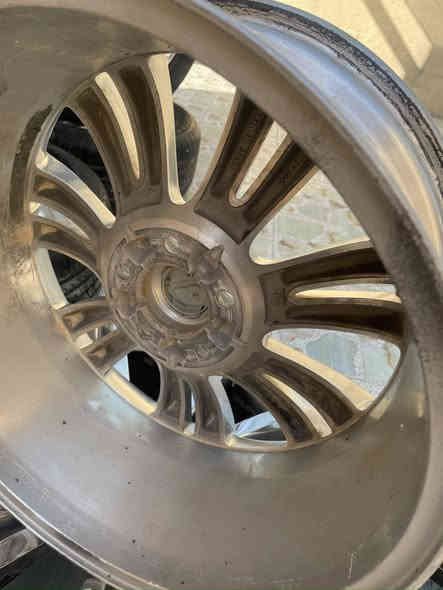 السلام عليكم البيع ويلات مكسيكي اوباما حجم 18 اصليات ابو الختم الموبر مكفوللات من العواج والتصليح ويلات جدد كلش حلوات عندي تخمين تخم بيهن تاير سعره 7ورقات اونص اوتخم فارغ سعره 7 ورقات مكاني بصره ***********
