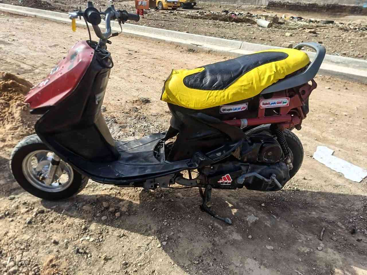 السلام عليكم فراشة للبيع محرك نضيف شلعه ومعدل فول بيه خيط تبخير صالنصه رياضي FM ام طلقه سعر واتساب او اتصال *********** ديوانية
