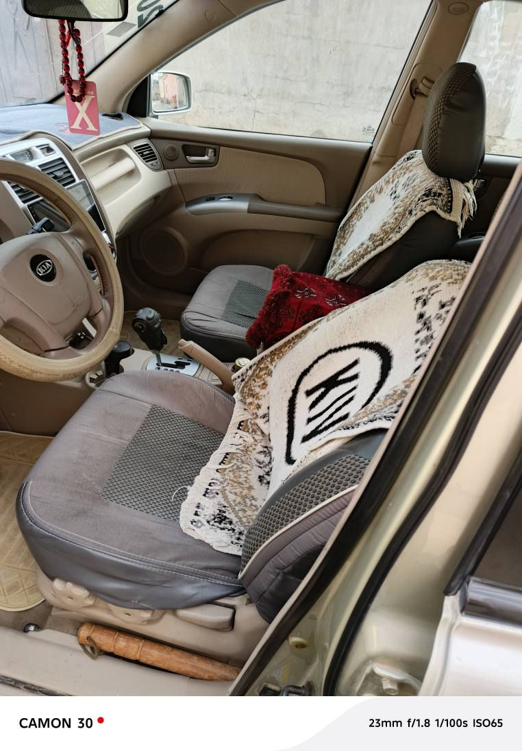 سقف سلايت جامات كهرباء شاشة ايباد واربع اطارات جديدة ٦سلندر مكان السيارة كركوك رقم الهاتف *********** كركوك, العراق
