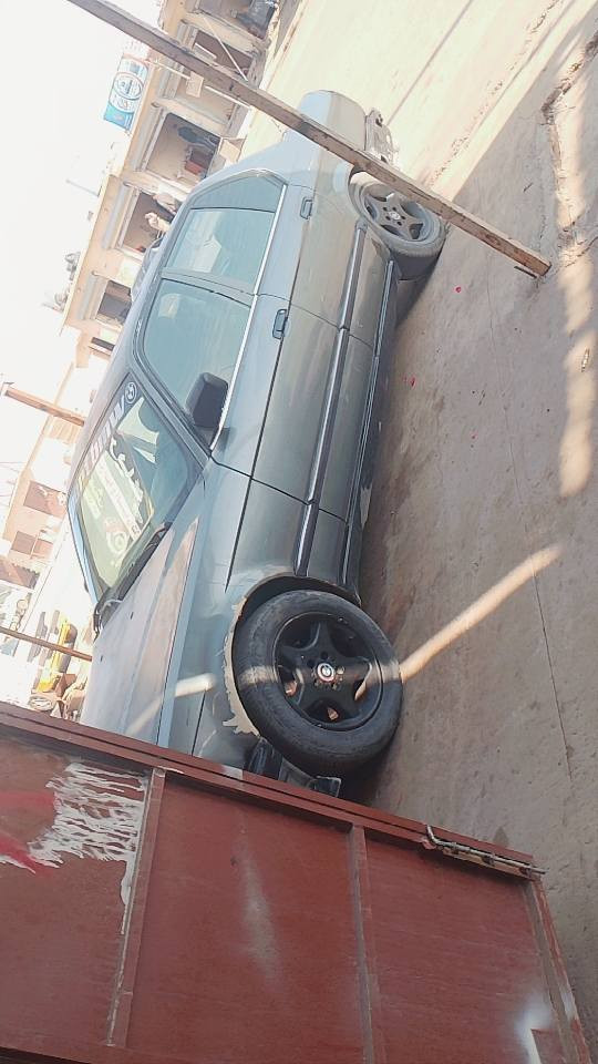 السلام عليكم ورحمه الله
سياره بي ام للمراوس أو بيع

730 كير عادي مكينه 30 مفتوح

رقم نينوى فحص شرط التحويل صاحبها موجود

كشانه جلد عوزهن دوشمه صدر نص عمر سياره كاعده 

شعندك مراوس نزل بل تعليق او وتساب 

رقم/***********
عنوان/ صلاح الدين/ بيجي
