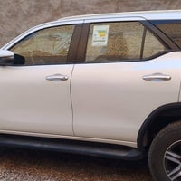 فورتشنرموديل2024 على وضع الشركة ماشيه11الف السعر305$ 07702700606