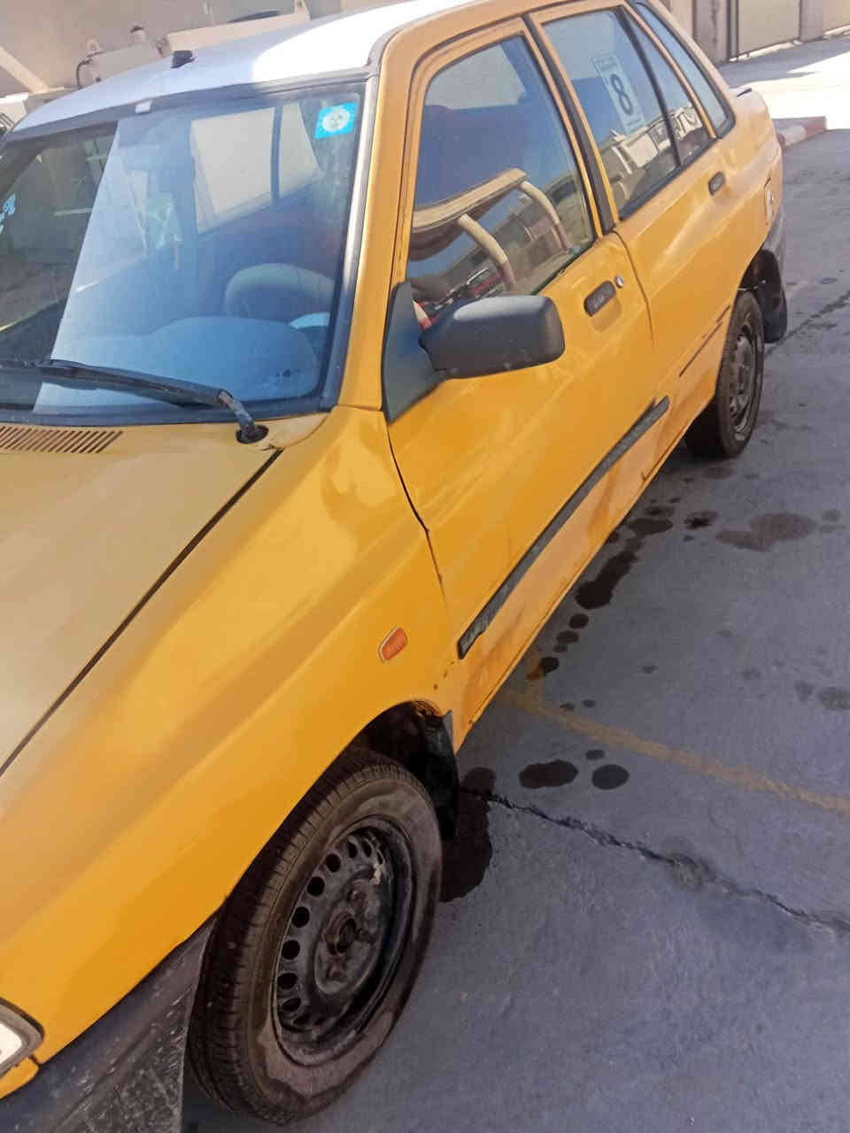 سايبه موديل 12رقم بغداد نكليزي بسم ابن عمي محرك كير جيد تخم تاير سيار ه جاهز مداور ثاني يوم  السعر 25بيه مجال ***********
