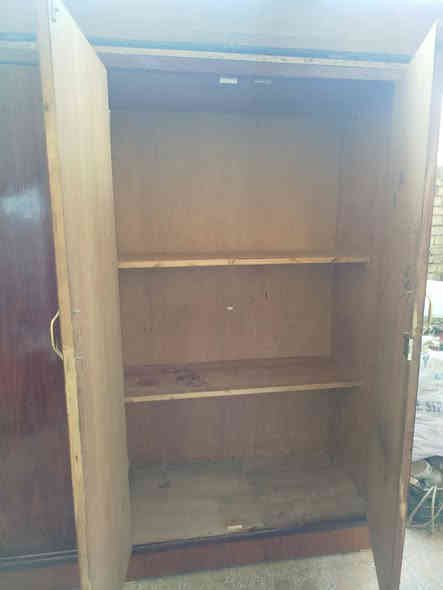 كنتور ابو 5 تزكام ضهر جرجوبه 
للبيع سعر 325 وبي مجال 
العنوان العزه القديمة 
***********
