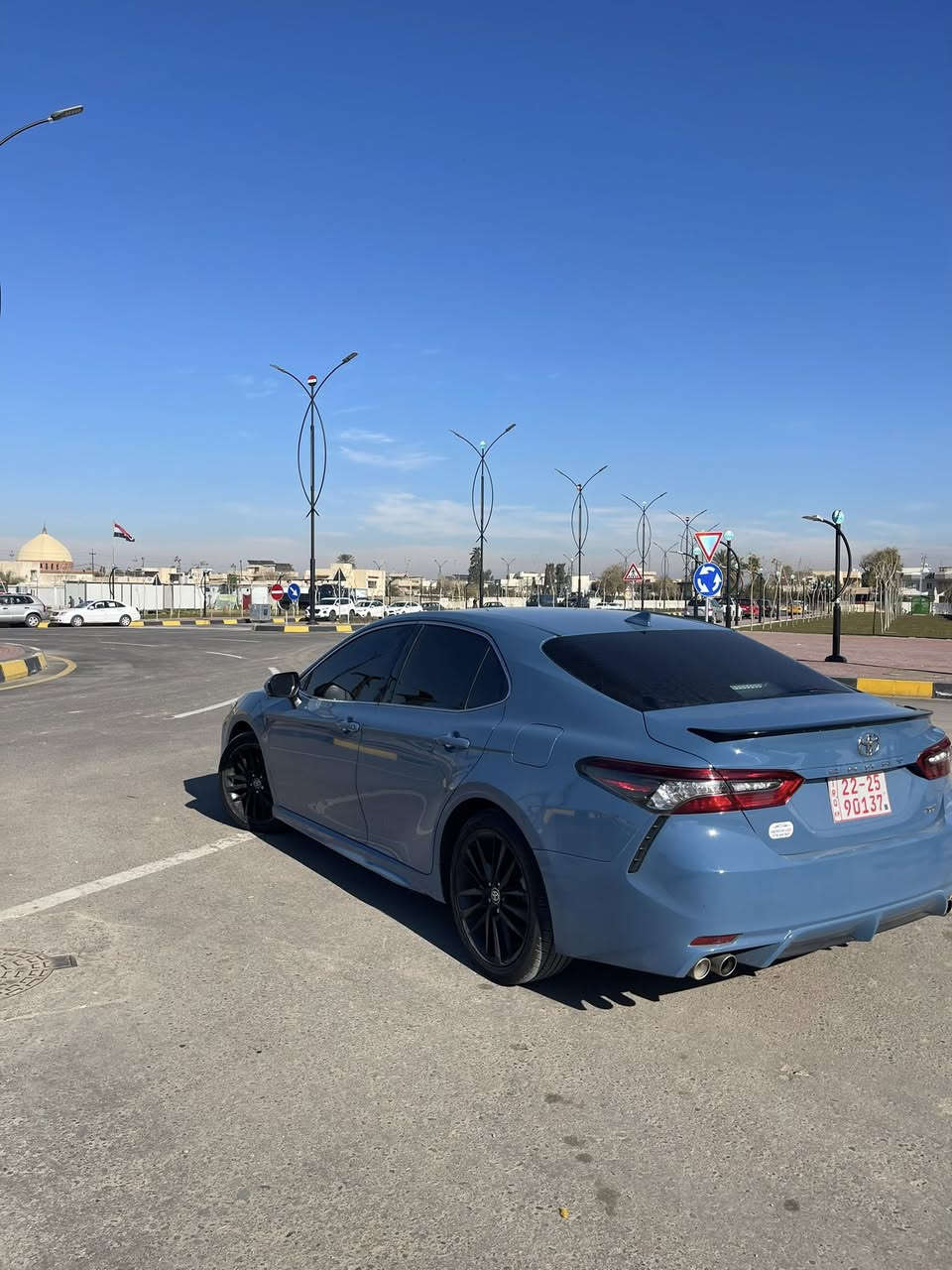 كامري للبيع موديل ٢٠٢٣ xse فول مواصفات ماعدا الفتحه 
حادثها بوند وجاملغين كلير موضح بالصور السعر ١٨٥ وترهم مراوس بسياره اقل مكاني الموصل للاتصال ***********
