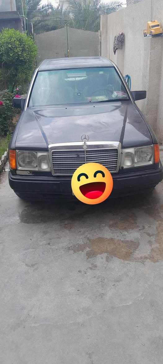 السلام عليك سيارة مرسيدس 91 ومراوس ام ابيع سعر 32 وبيها مجال عنوان ديالى قضاء المقداديه  ***********
