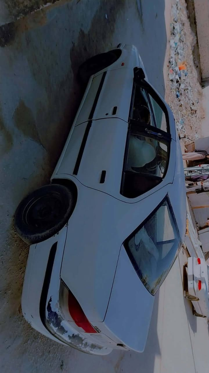 سلام عليكم سياره سمند موديل 10مكينه كير حداديه تخم تاير كله جديدسياره بلاديه تحويل ثاني يوم السعر 26وبيه مجال مستعجل عل بيعه ***********
