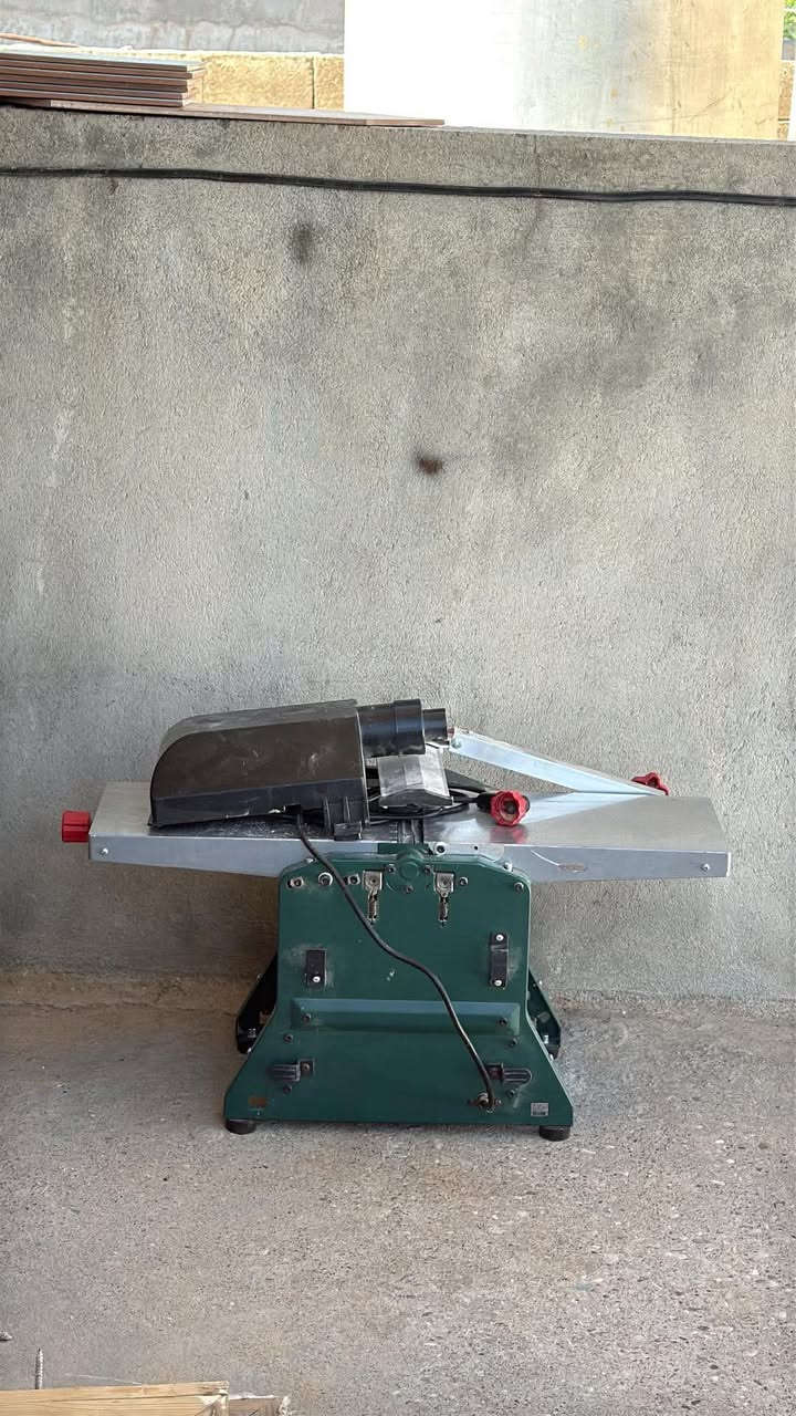 رنده ودبل شرط الشغل بس الشفره مالته شويه منها مكسور
سعره 95 الف


**إذا كنت صاحب هذا الإعلان وتريد حذفه لأي سبب، رجاءا أرسل رسالة إلى الدعم الفني**