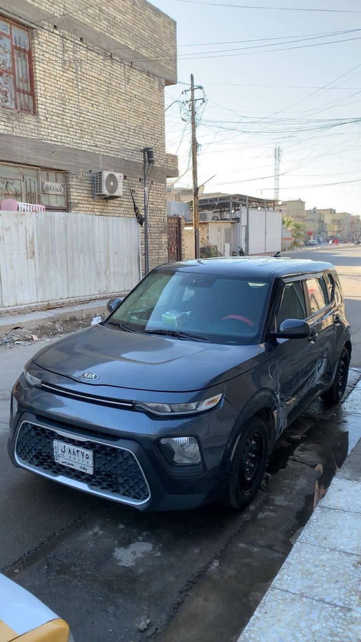 سلام عليكم 
كيا صول 2020 امريكي 
ماشيه 71 
صور الحادث بالمنشور 
العنوان مدينه الصدر الاورفلي 
السعر / 130 
مكلف بالنشر رقم صاحب السياره 

***********
