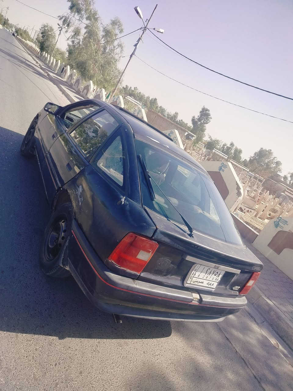 اوبل للبيع موديل 1992 سعره 25 ورقه وبي مجال شرط تحويل وبي دفتر بنزين عنوان كركوك .***********
