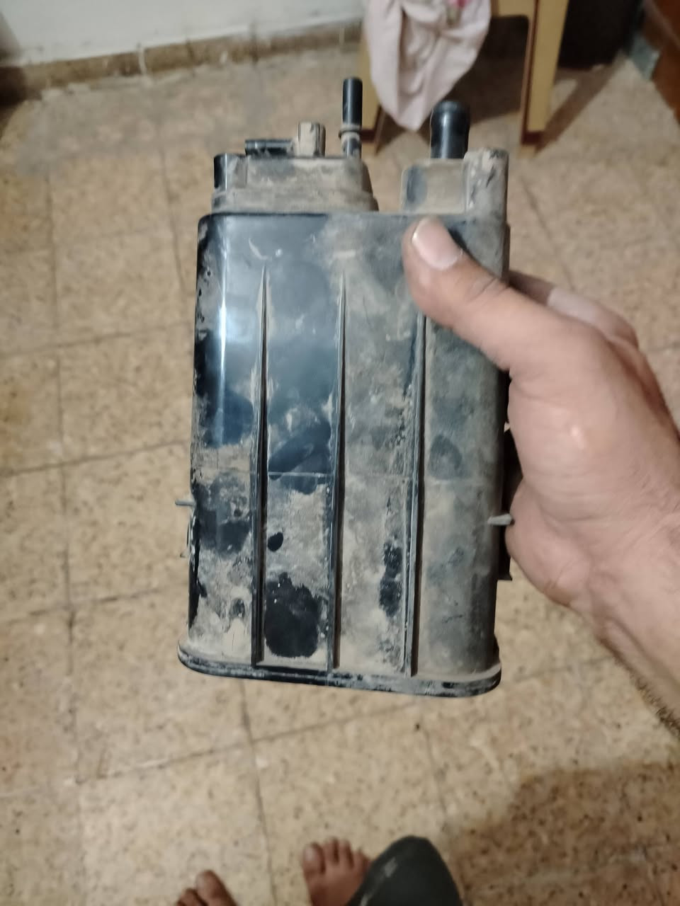 السلام عليكم غراص اكسنت خليجي ٢٠١٦
1/دبلات امامي ابلادي الي يجي وياه من الشركه من جانت السياره ماشيه ١٦ الف كليو نزلتهن سعرهن ١٥٠ الف
٢/ مبخره بلاديه شغله سعرها ٥٠ الف
٣/فاكيوم سعره ١٥ الف
شباك دعاميه جديد سعره ٣٠ الف
٤/ثلاجه عل جداحه اصليه سعرها ٤٠ الف
وات ساب ***********
