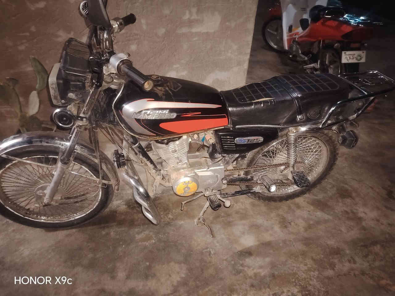 السلام عليكم ماطور للبيع مكفول كفالة عامة السعر 500 وبي مجال ***********
