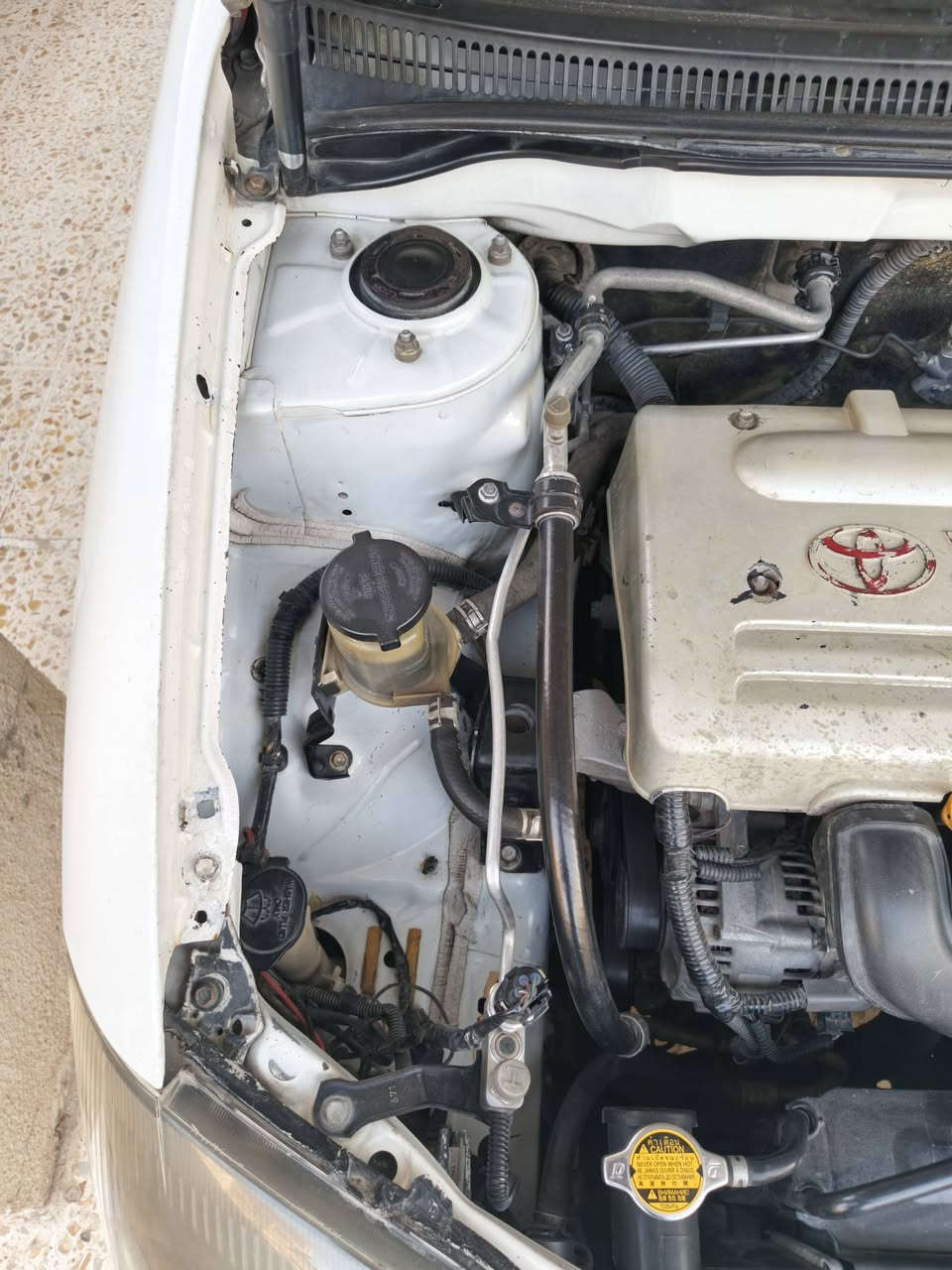 ‏كورولا 2003 بيكاتشو خليجية كير عادي للبيع السيارة مال بيت ونضيفة بيها قطعة صبغ والسياارة صايرلها ادامة كاملة منظومة بانزين وتبريد ثلج والسيارة صايرلها نظام بصمة وتشغيل عن بعد ورمز سكيروتي والسيارة خير من الله تجي وتشوف بعينك السعر 80وبيها مجال بسيط مكان السيارة الانبار فلوجة غير متواجد على الفيس
‏***********
