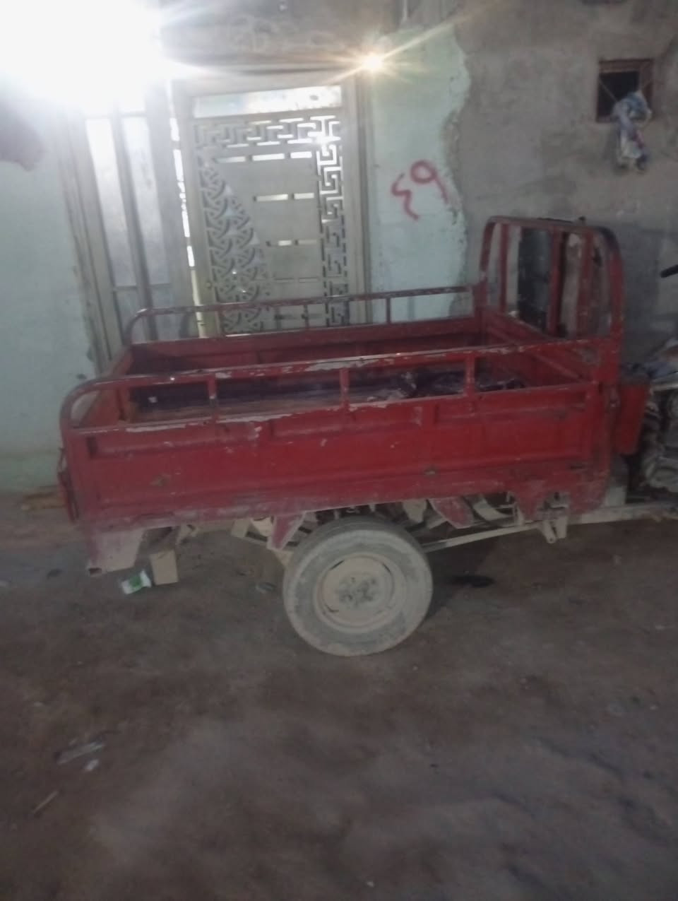 سلام عليكم ستوتة للبيع نكرة سلف ماعيزة شي مديل 2007 اوراق سكنر استنساخ مكاتبت شارع سعره550
***********
