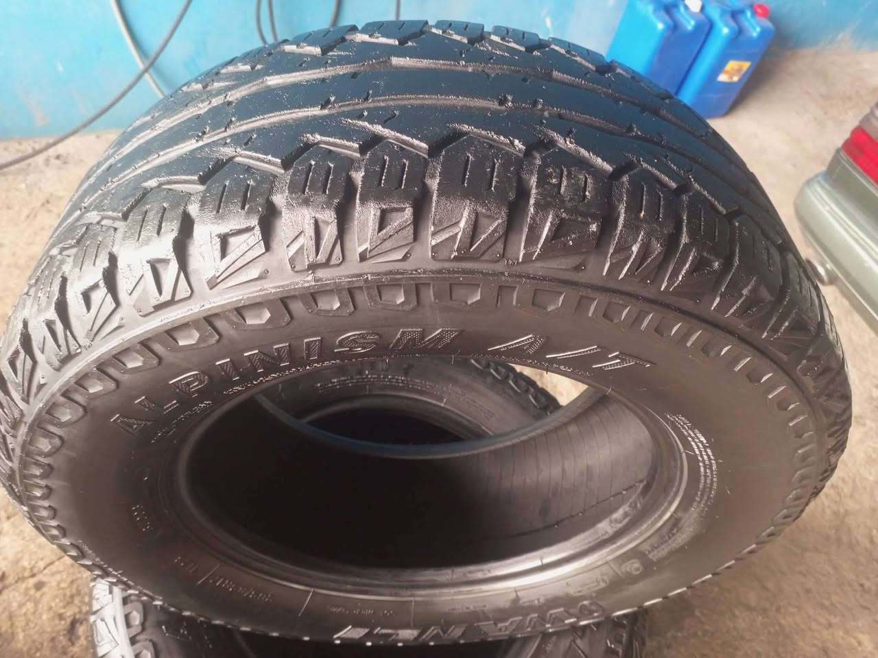 طقم كوشوك مستعمل بحاله الوكاله 265/65/17 
0778302316


**إذا كنت صاحب هذا الإعلان وتريد حذفه لأي سبب، رجاءا أرسل رسالة إلى الدعم الفني**