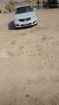 للبيع كيا اوبتيما 2010
فول مواصفات 
تبريد ثلج  
محرك 2000 
سياره جاهزه 
السعر 130 وبيها مجال قليل
مكان سياره ميسان قضاء علي الغربي
***********
