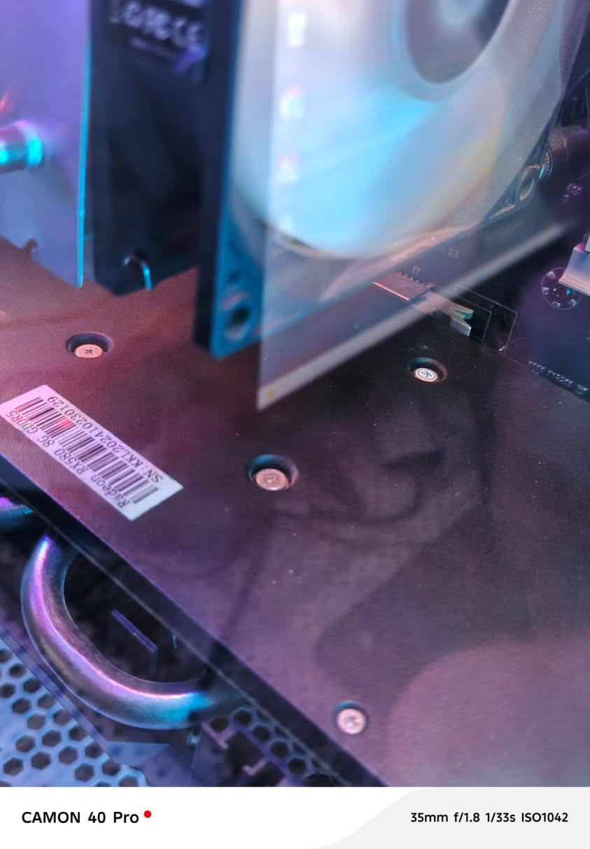 السلام عليكم ورحمة الله وبركاته
'حاسبه'
Pc ترهم كيمنك وترهم سيرفرات وشغل ثقيل
رامات 32  G 4×8

كارت RX580 8G ختم شركه ممفتوح حرارته على ضغط عالي متعبر 72 وحاليا فترة صيف

معالج Xeon e5 2666 /10انويه/20ثريد

هارد m.2 256o

باور BN650  Segotepاصلي مو تجاري 

كيس مثل ماموضح بصوره تحكم rgb 

$410  الف دينار وبي مجال للشراي !!

+ماوس كيبورد هديه
لتواصل والاستفسار وتساب 👇🏻
***********

