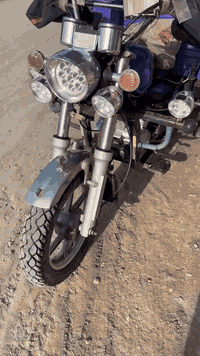 السلام عليكم ستوتة موديل 21 شهر 11 سنويه بس لوحات ما طالعه
مكان كربلاء قنطرة السلام ***********
