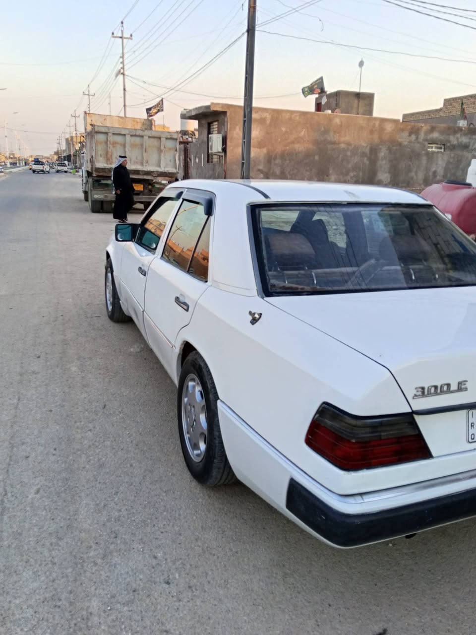 لمارسدس دب مديل 90 للبيع كير مكينه حداديه كفاله قواعد وحده مصلحه سياره تعمير جديد رقم بسمي تحويل ثاني يوم سعر 50وبيه مجال مكان ناصريه قضاة الرفاعي ***********
