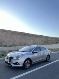 ام جي ٥ • ٢٠٢٣ • ٤٠٠٠٠ كم