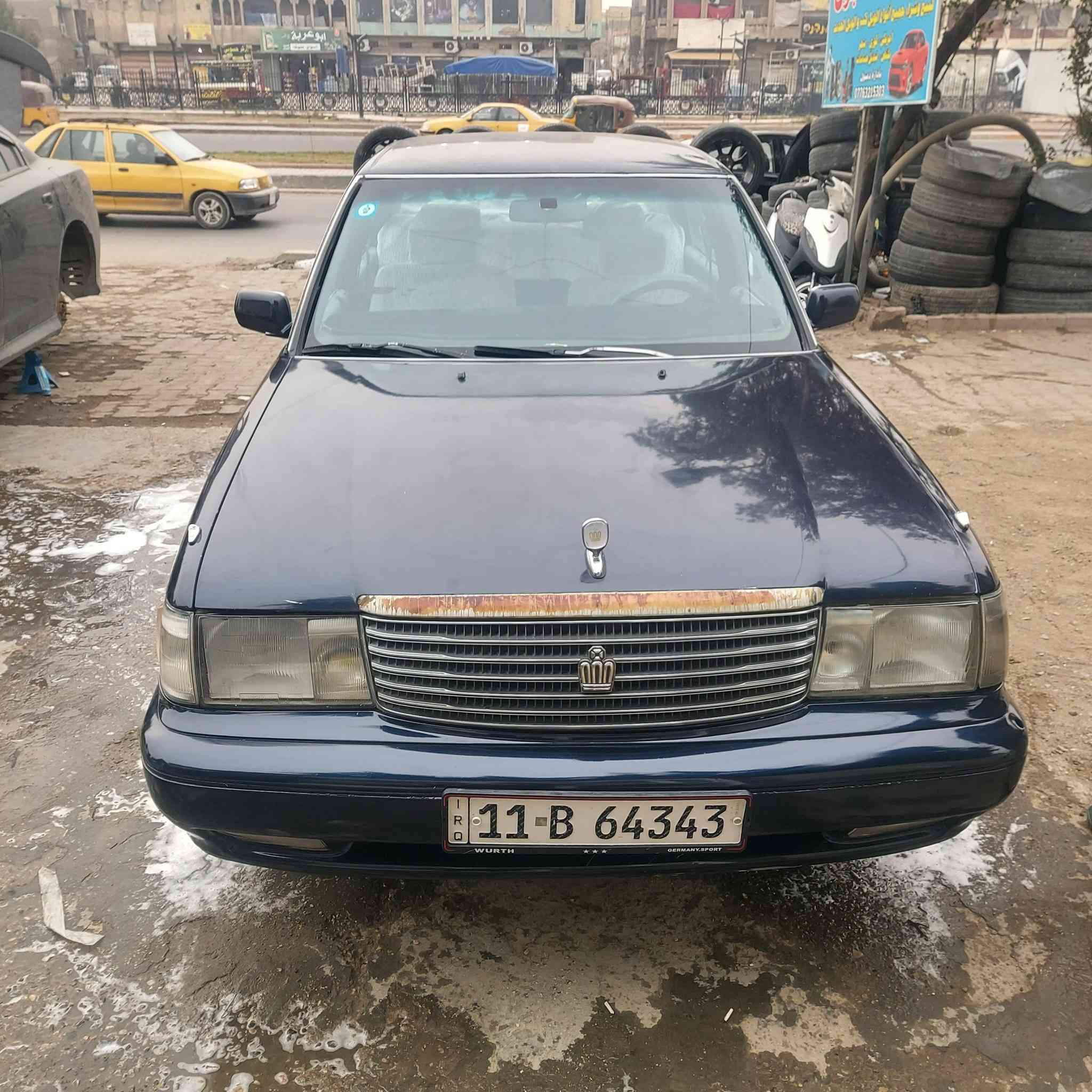 سلام عليكم سياره البيع موديل 95 سياره أرنب مصبوغه جميلا مكفول من الكص والضربه فقط مبدل جاملغ الايسر فقط مكان بغداد مدينه الصدر الاستفسار على هذا الرقم ***********
