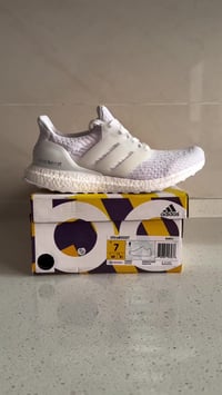 أديداس • ألترا بوست • حذاء