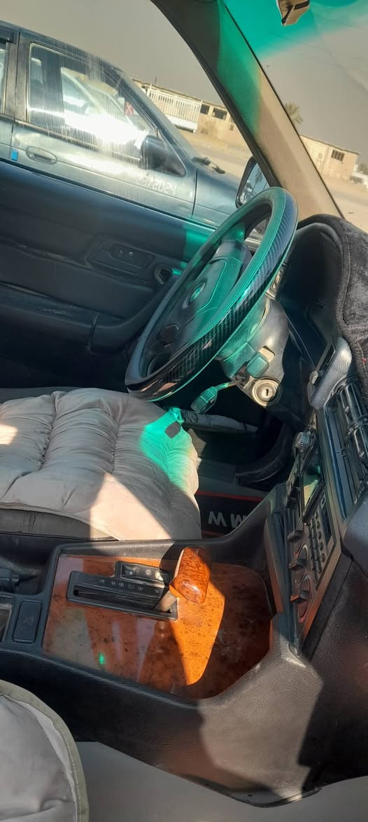 من رخصت الادمن المحترم
لبييع او مراوس بي ام دبليو 525 رقم واسط محرك مسكر تحويل شوكت ماتريد مشروع وطني 
و سياره حلوه جاهزه كير محرك صدرموديل١٩٩١ بشرط تحويل سعره ٤٥ و بي مجال بسيط

***********

*********** مكان سياره بغداد ابو غريب حي تميم العويسات
