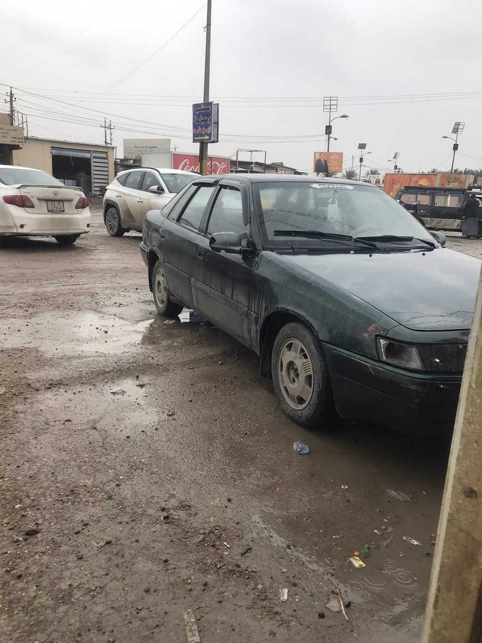 سلام عليكم
اسبرو موديل 94
كير ومحرك 1600 مفتوح 
 منضومه وكومبريسر جديد تبريد على سويج 
مي راديتر ازرك 
صدر امامي وخلفي نضيف 
سياره بلادي مامصبوغه ولا ضربه كفاله 
بيه منضومه. زنون 
سنويه نافذه 
سعر 29 وبيه مجال 
العنوان ابي غريب 

***********
