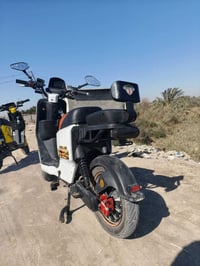 موديل R11 ٢٠٢٦ • أبيض • ٥ بطاريات ٣٢أمبير