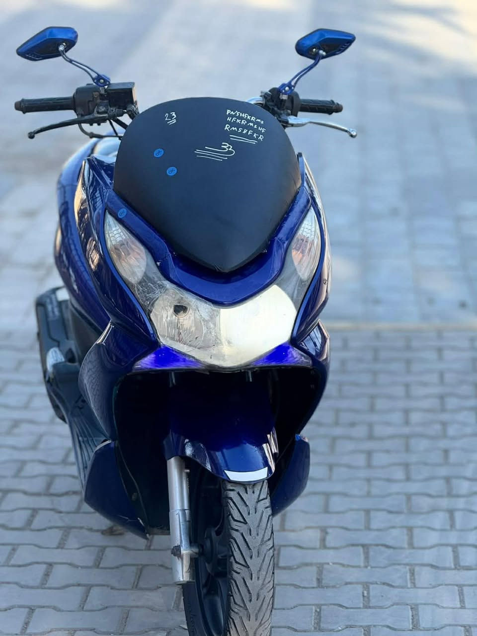 السلام عليكم للبيع دراجه pcxجيل الاول دراجة مال رمبه مديل16 ماخذها رمبه الدراجه على  ايدي حجم مكينه 150ياباني الاصلي دراجه جديده مال جناي 
ياباني الاصلي دراجه كامله أستان كهربائي حساس ازدحام ٢حرف Aدراجه جديده الدراجه مكينه لوك شلعه معدل خير من اللّٰه دراجه تكول جديده بمعنئ الكلمه واحلا من الصور  دراجة مكينه مكفوله اي نقص مابيه
السعر مليون و250 وبيهه  مجال 30ماشيه المكان  بغداد الكرخ الاتصال ***********
