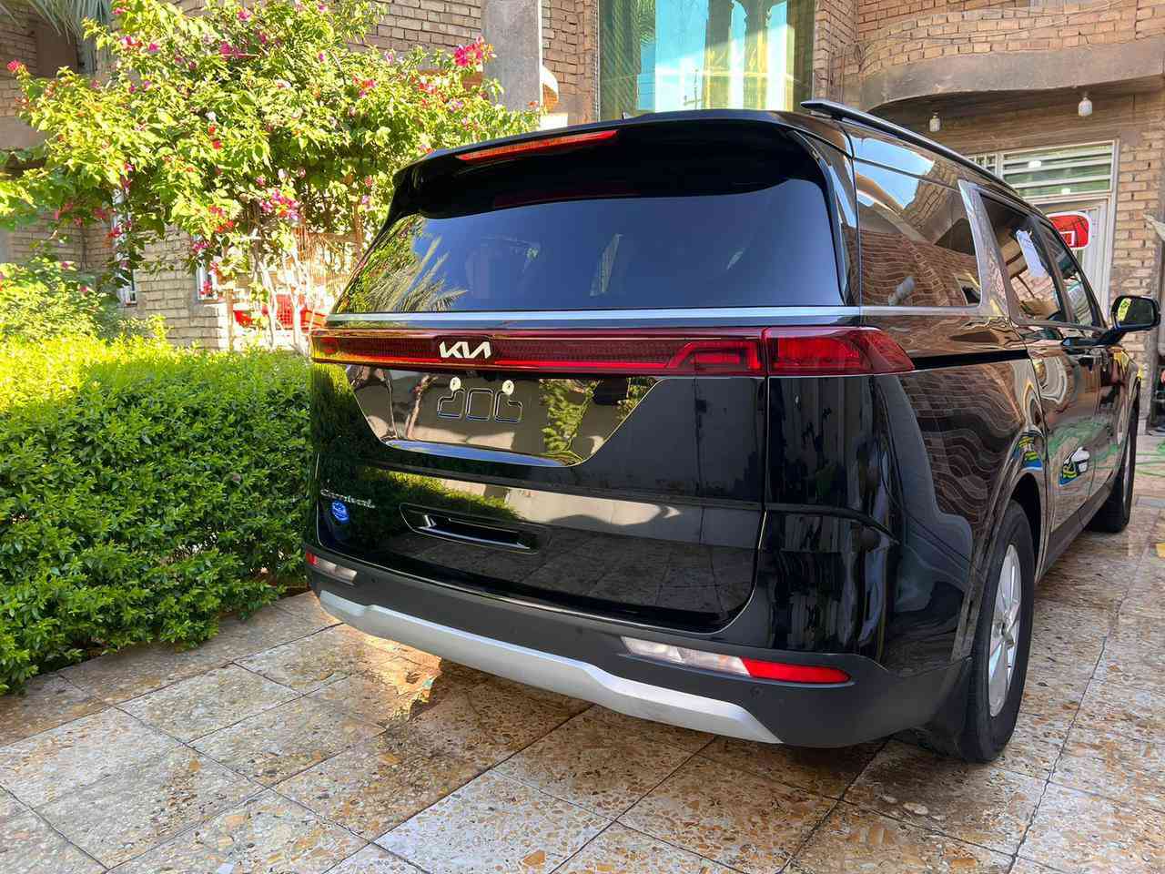 كيا كرنفال موديل سنه 2022
الحادث الجاملغ عكس السائق مع شخوط في الابواب 
صبغ ٣ قطع   
المسافه المقطوعه ٧٥ الف كم 
#للبيع او المراوس 
المواصفات : 
•تحديد مسار 
•نظام قياده 
•نظام رادارات 
•بصمة 
•تشغيل عن بعد 
•ابواب كهرباء 
•كشنات تدفئة 
•كشنات مخمل 
•محرك 3500 
•6 سلندر
•لون اسود ملكي 
كاملة لايوجد نقص فقط تبديل الجامة الامامية 
يوجد كشن متصل في الخلف 
حادث الجاملغ عكس السائق
السياره رقم دولي متواجدة في كربلاء المقدسة 
للاستفسار الاتصال : 
***********
***********
